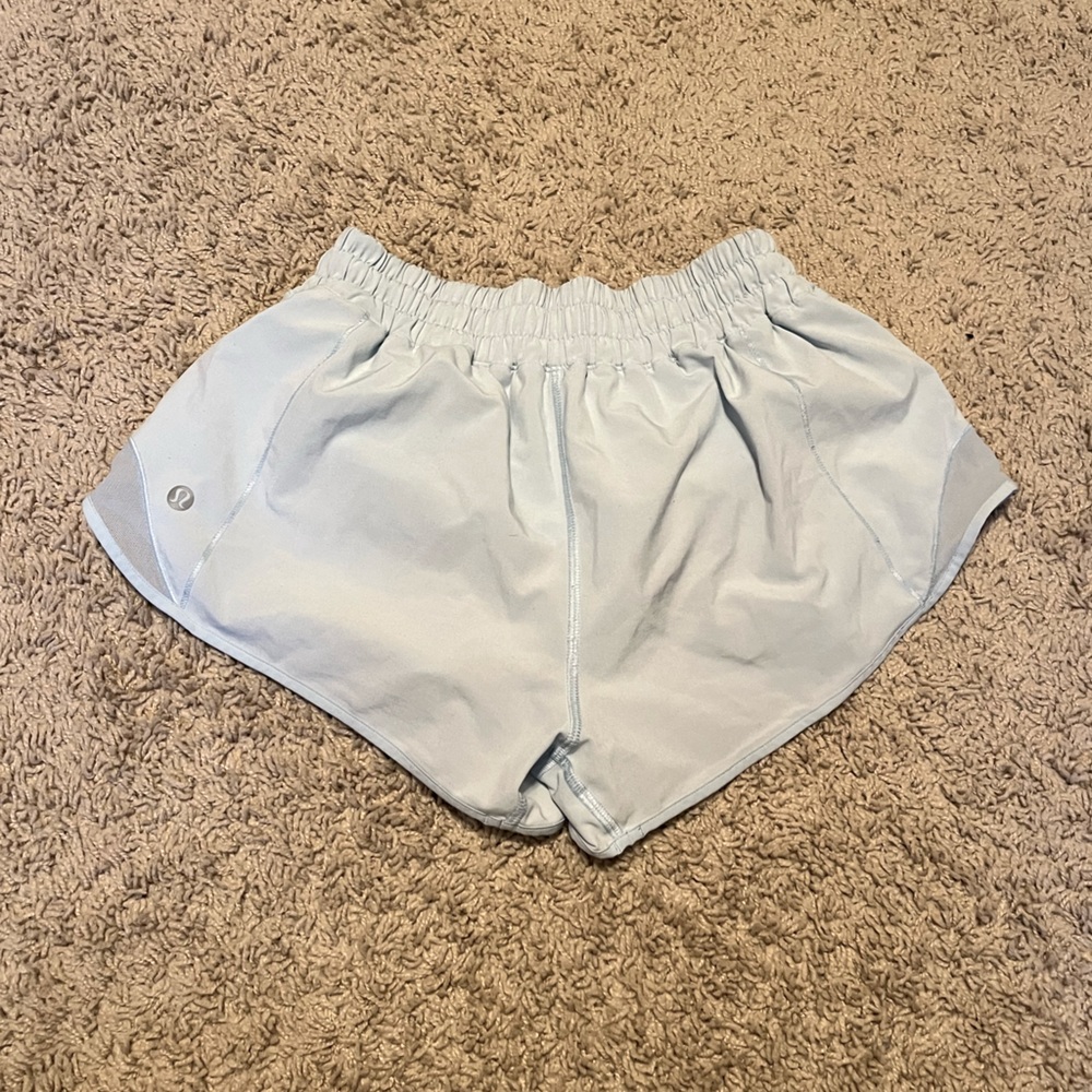 lululemon light blue hotty hot shorts 2.5